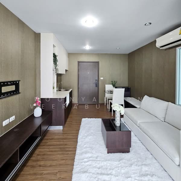 Hallmark Chaengwattana, Nonthaburi
