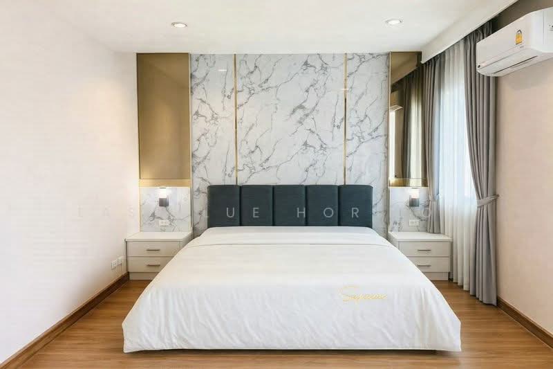 Passorn Prestiege Luxe Pattanakarn, Bangkok