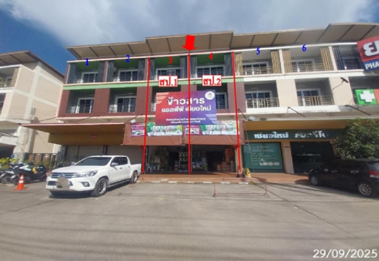 Shop House, San Kamphaeng, Chiang Mai