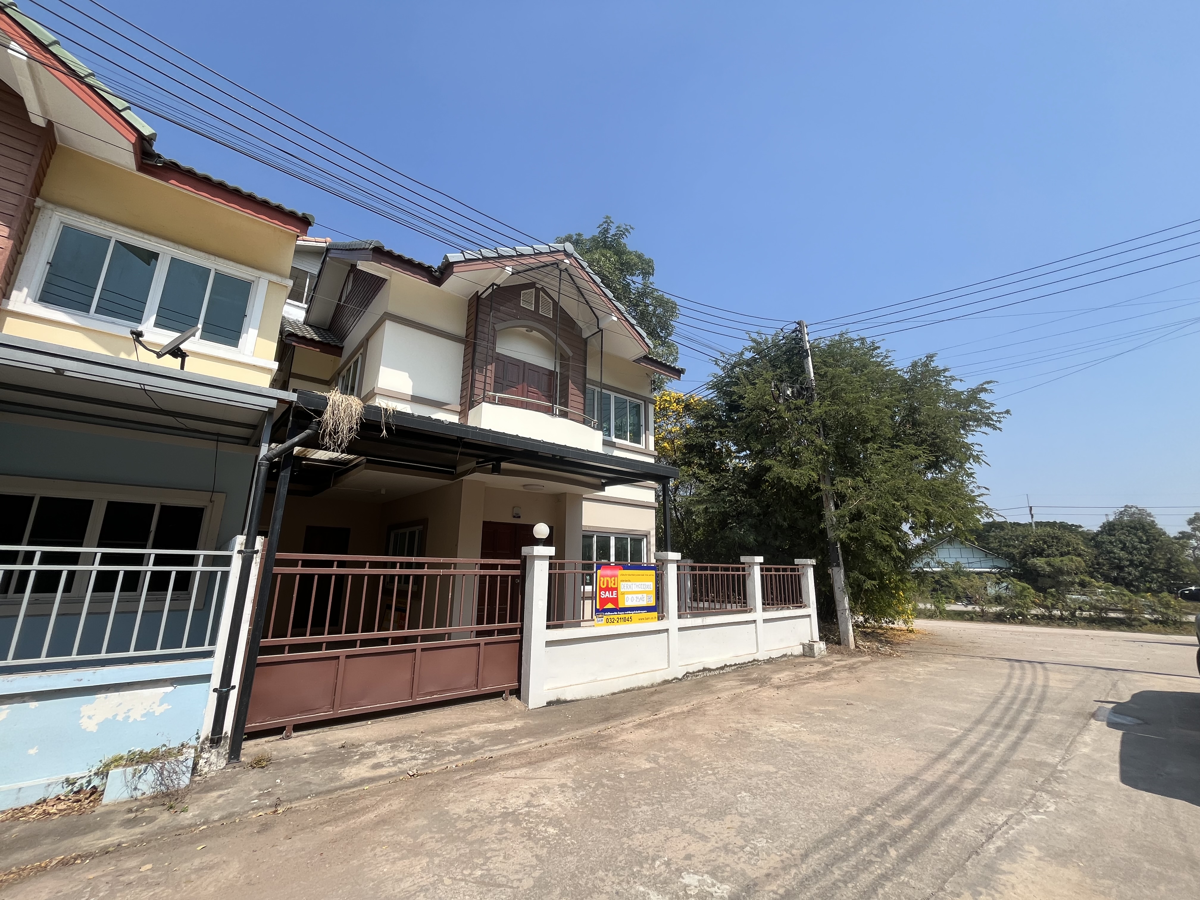 ทาวน์เฮ้าส์ โครงการดำรงสิน (มีศรี) ราชบุรี