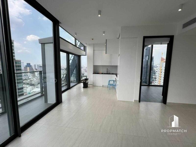 Tait Sathorn 12, Bangkok