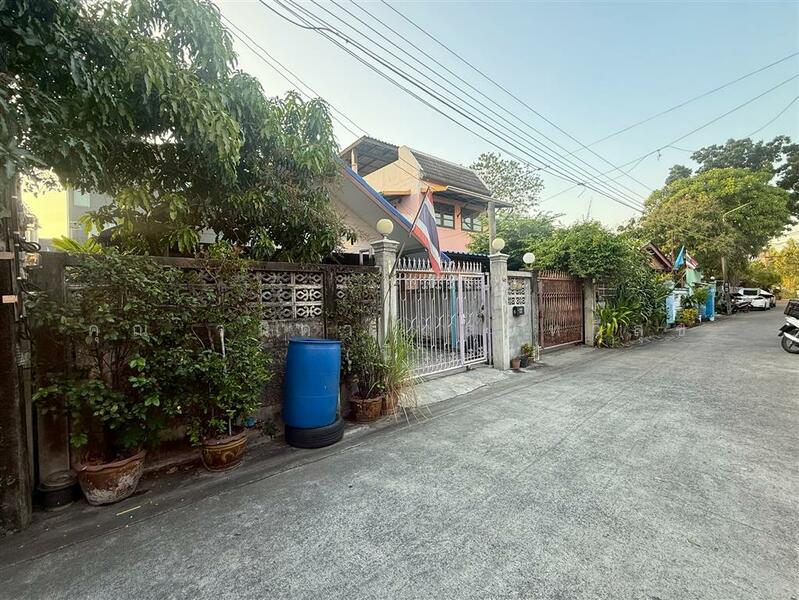 บ้านเดี่ยว 1 ชั้น 43 ตร.ว. บ้านเดี่ยว ซอยรามอินทรา8 แยก22, Bangkok