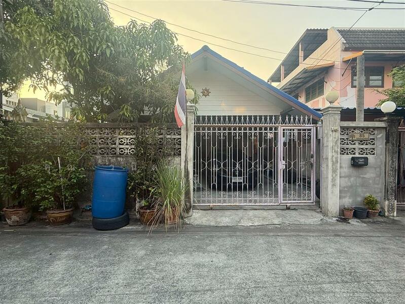 บ้านเดี่ยว 1 ชั้น 43 ตร.ว. บ้านเดี่ยว ซอยรามอินทรา8 แยก22, Bangkok