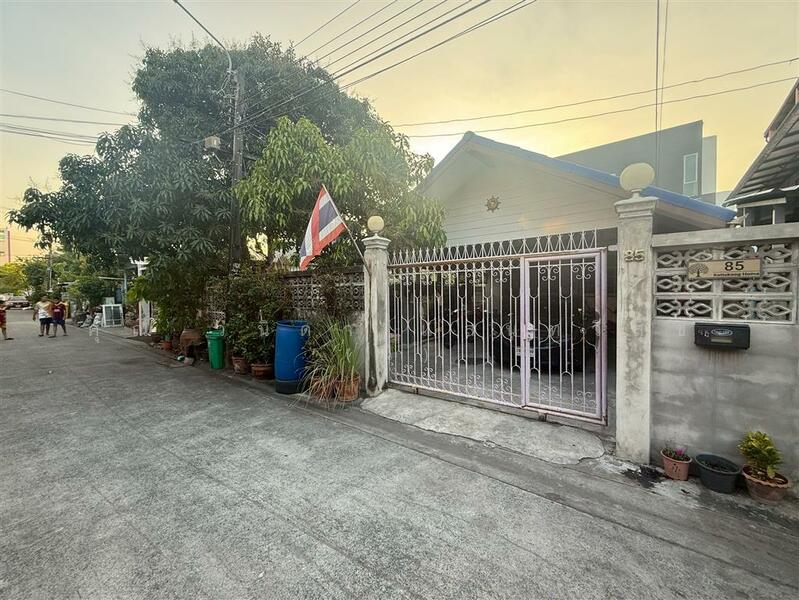 บ้านเดี่ยว 1 ชั้น 43 ตร.ว. บ้านเดี่ยว ซอยรามอินทรา8 แยก22, Bangkok