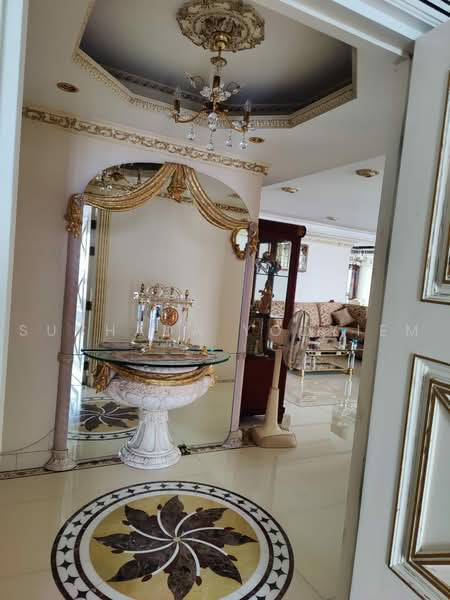 Saichol Mansion, Bangkok