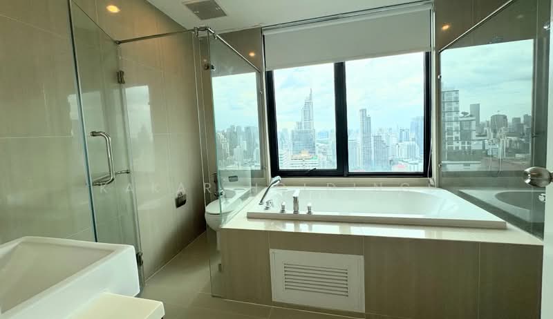 Villa Asoke, Bangkok