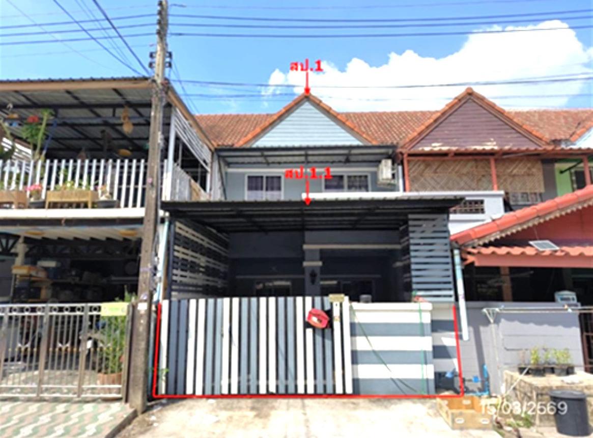 Townhouse Danthong Village Sam Khok Pathum Thani