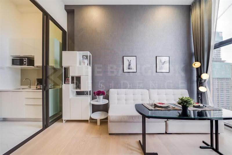 Chewathai Residence Asoke, Bangkok