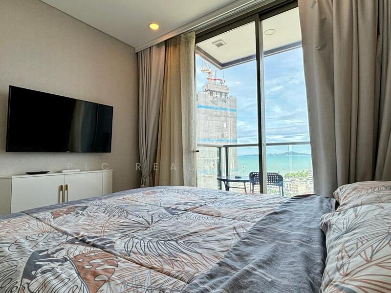 Copacabana Beach Jomtien, Chon Buri (Pattaya)