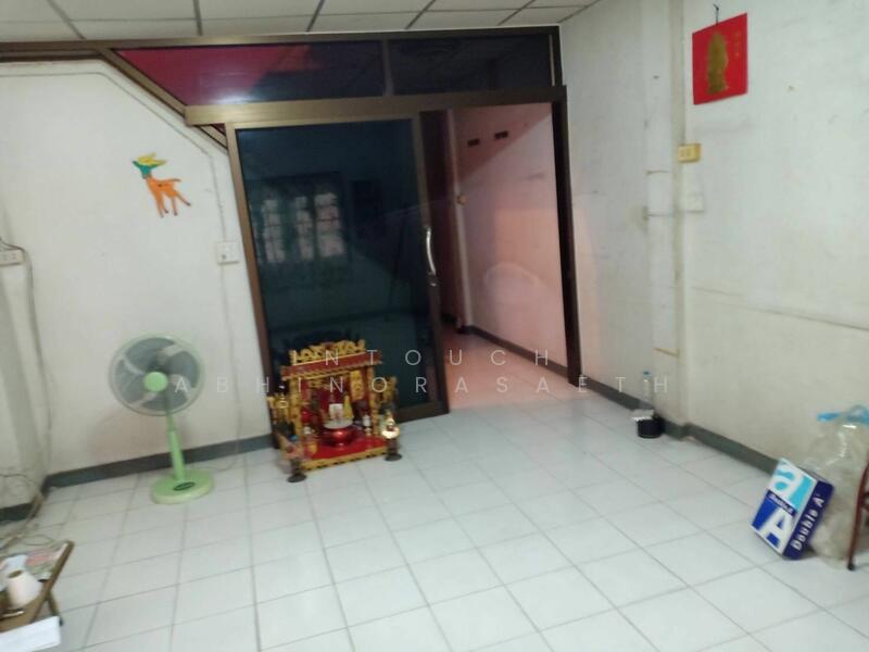 4-BR Townhouse, Bangkok