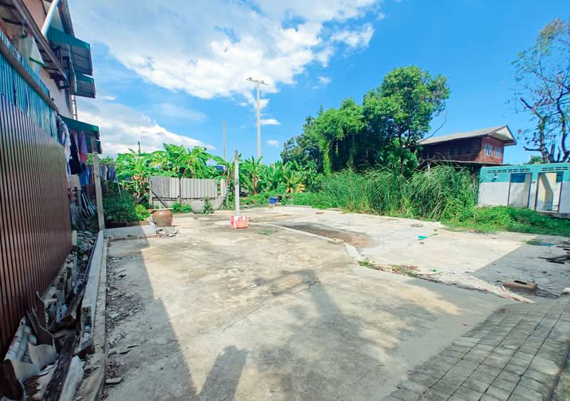 ที่ดินจอมทอง กรุงเทพมหานคร, Bangkok