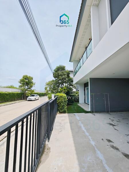 Centro Rama9-Krungthep Kreetha, Bangkok