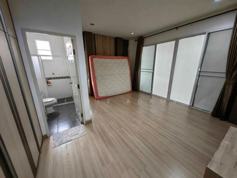 3-BR House, Bangkok