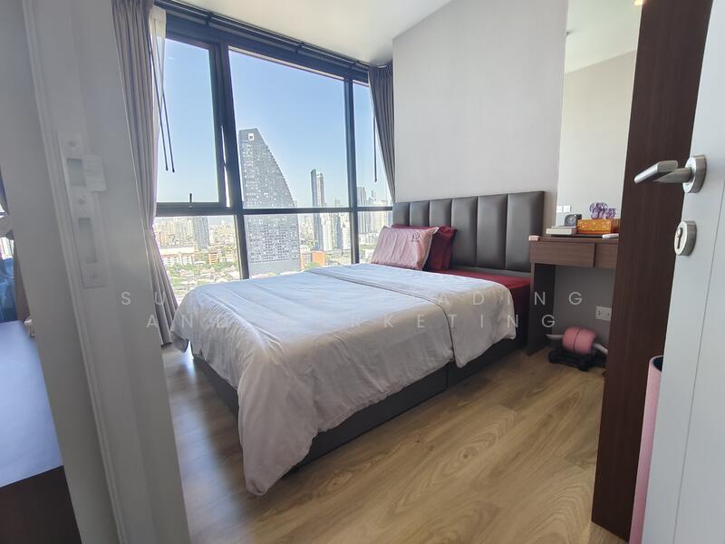 Oka Haus Sukhumvit 36, Bangkok