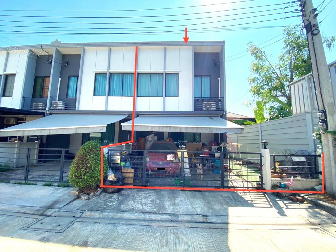 Townhouse Pleno Ram Intra Bang Khen Bangkok