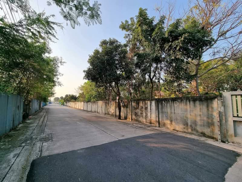 ขายที่ดิน 1 ไร่ 20 ตรว. ติดถนนราษฎร์อุทิศ มีนบุรี, Bangkok