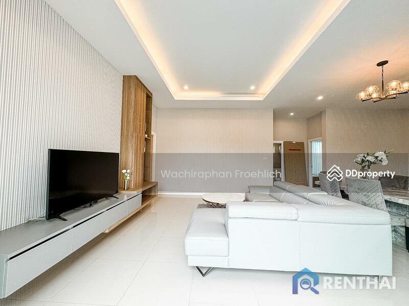 Urgent sale 3 bedrooms Pool villa in Huay Yai Pattaya, Chon Buri (Pattaya)