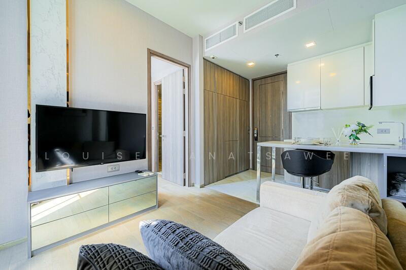 Celes Asoke, Bangkok