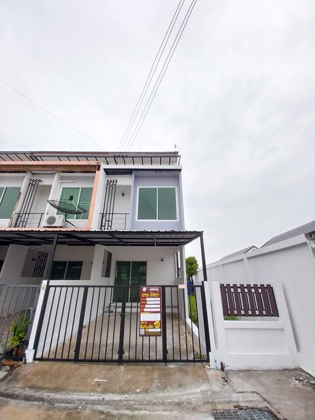 Townhouse in Smartland New Style 2, Sriracha, Chonburi