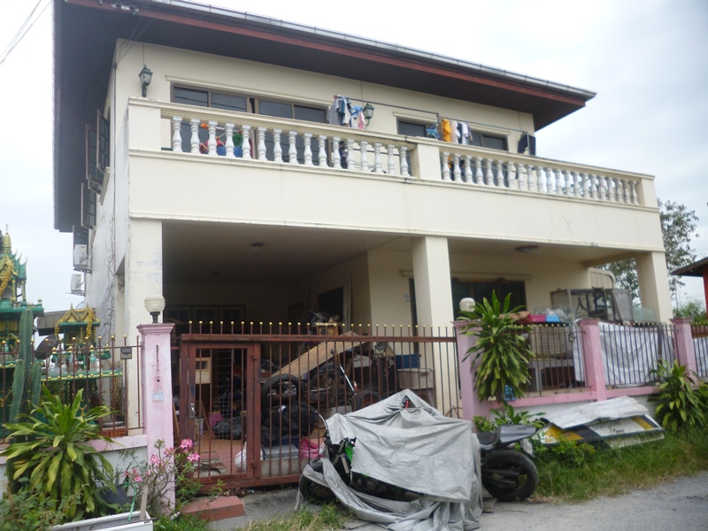 บ้านเดี่ยว ซอยจิตต์สนธ์ ลาดกระบัง