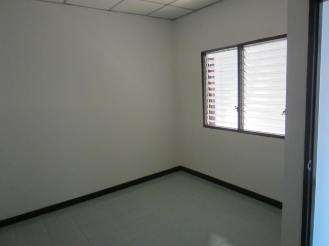 ทาวน์เฮ้าส์ 2 ชั้นโครงการจิตภาวรรณ 11 ธัญบุรี