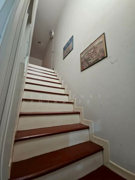Monwadee Exclusive, Nonthaburi
