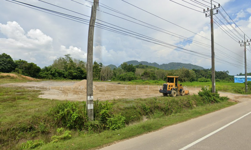ด่วน ก่อนปรับราคาขึ้น !! 10 ไร่ ก่อนถึงสะพานเชื่อมเกาะลันตา ห่าง 1 กม., Krabi