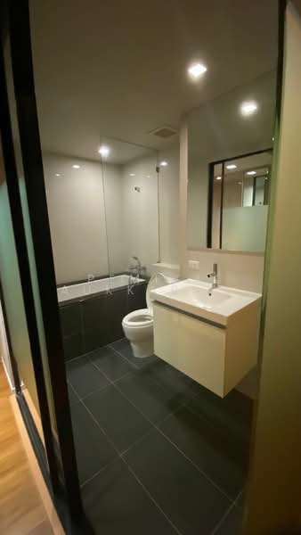 Circle S Sukumvit 12, Bangkok
