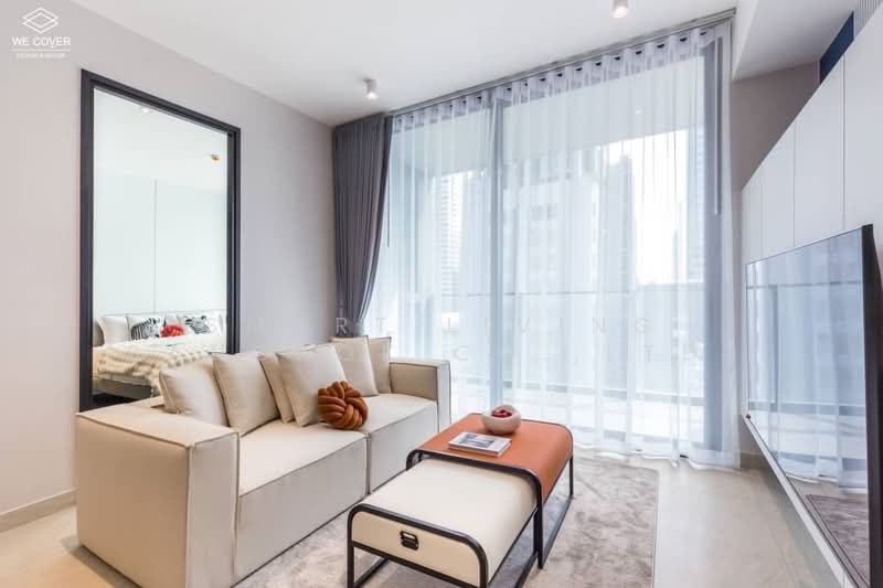 Tait Sathorn 12, Bangkok