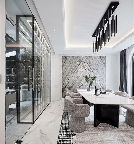 Luxury house Ekkamai 22, Bangkok