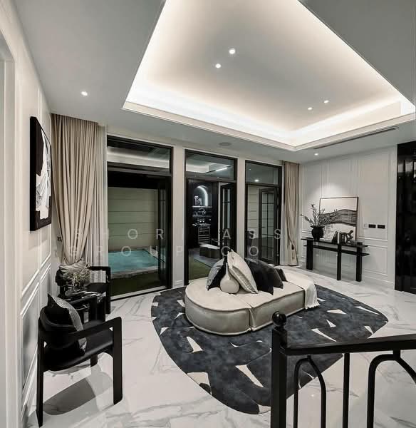 Luxury house Ekkamai 22, Bangkok
