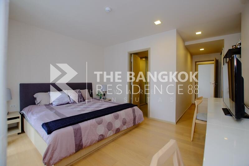 Liv @ 49, Bangkok