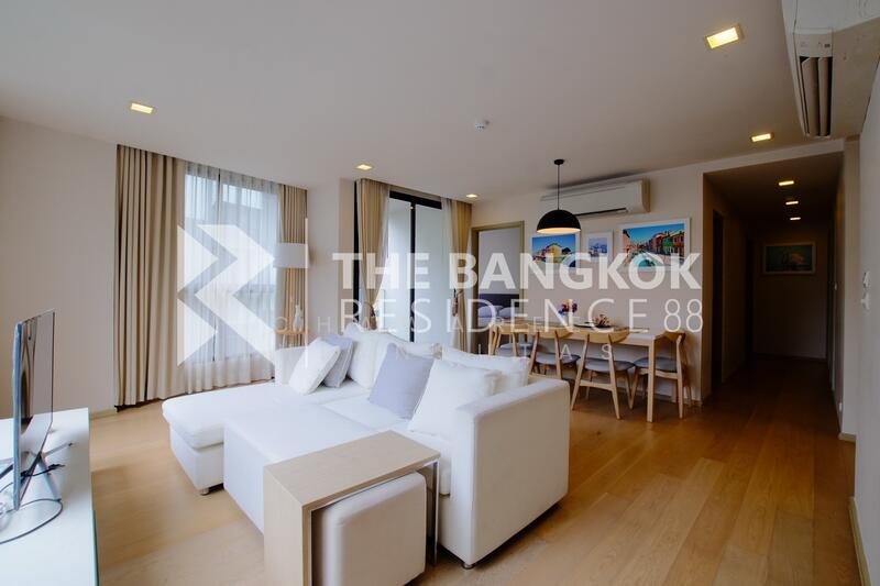 Liv @ 49, Bangkok