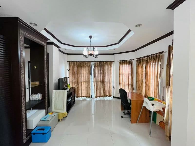 หมู่บ้านมณีรินทร์ บางแสน : Maneerin Bang Saen, Chon Buri (Pattaya)