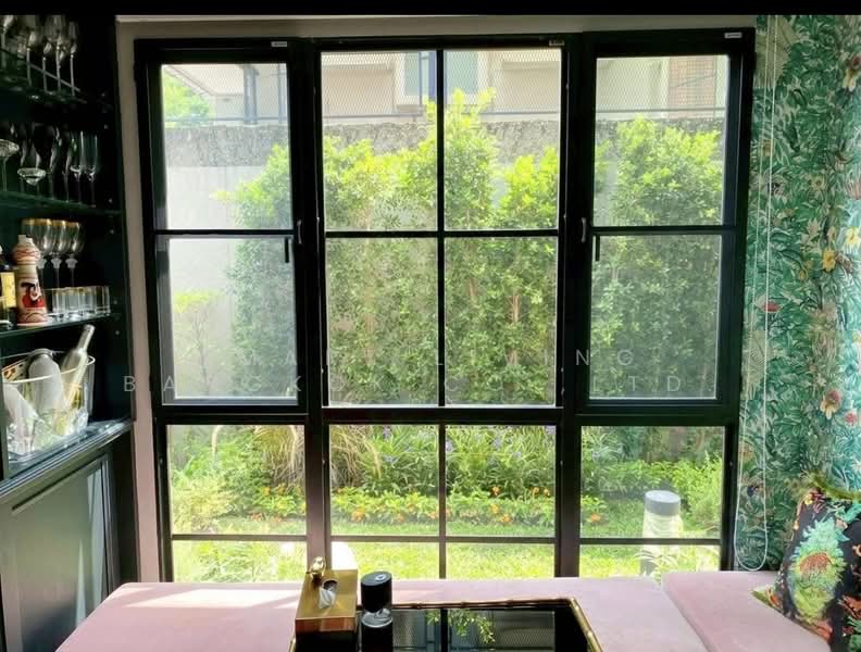 Na Vara Residence, bangkok