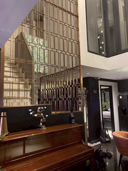 Na Vara Residence, bangkok