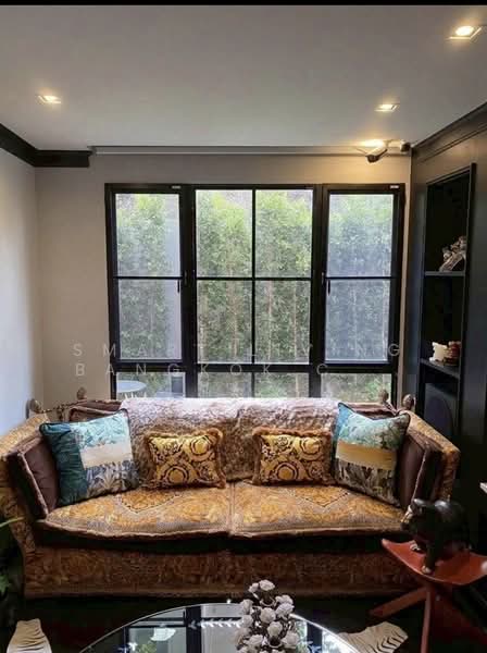 Na Vara Residence, bangkok