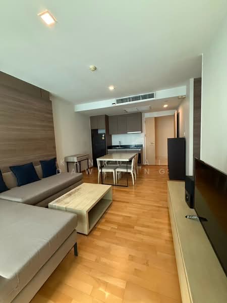 Issara @ 42 Sukhumvit, Bangkok