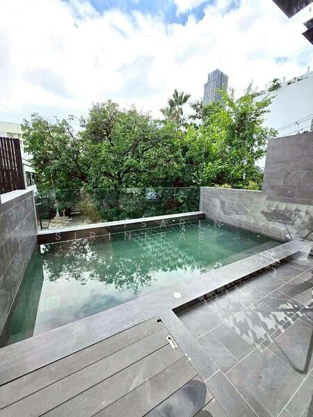 10110, Bangkok