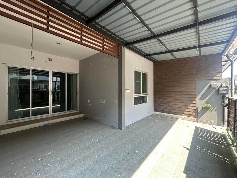 Medio Nimitmai, Bangkok