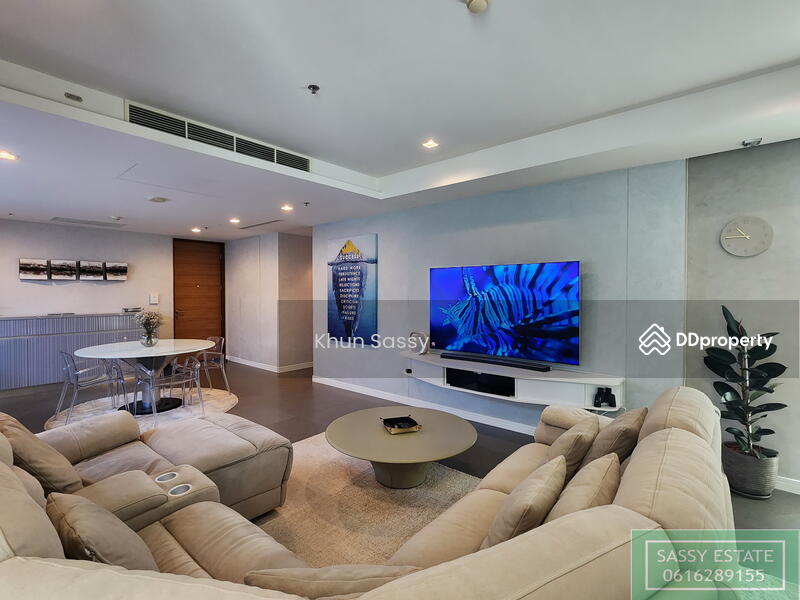 The River by Raimon Land, Bangkok