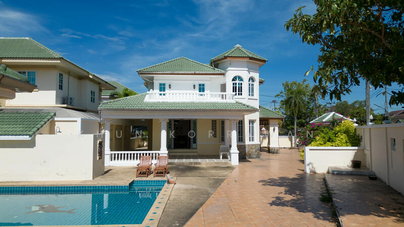 บ้านศักดิ์ทิพริเวอร์, Rayong
