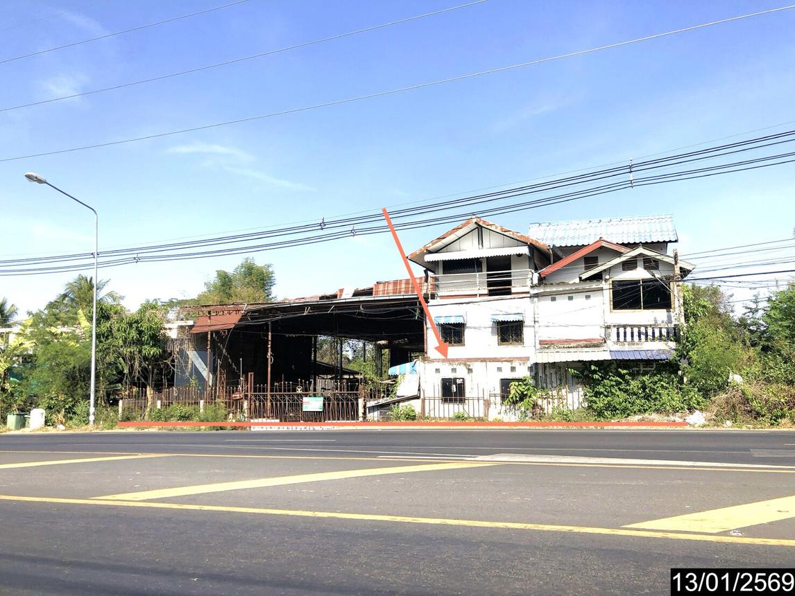 Single-Family House in Decha Udom, Ubon Ratchathani
