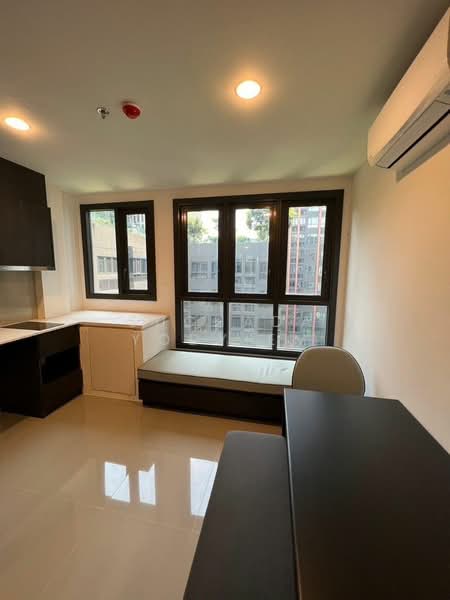 XT Huaikhwang, Bangkok