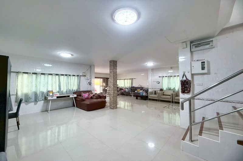 หมู่บ้านชื่นสุข 2, Bangkok