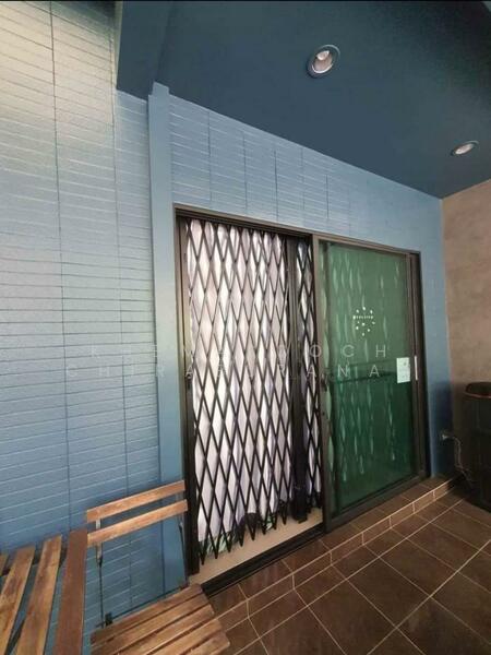 3-BR Townhouse, Bangkok