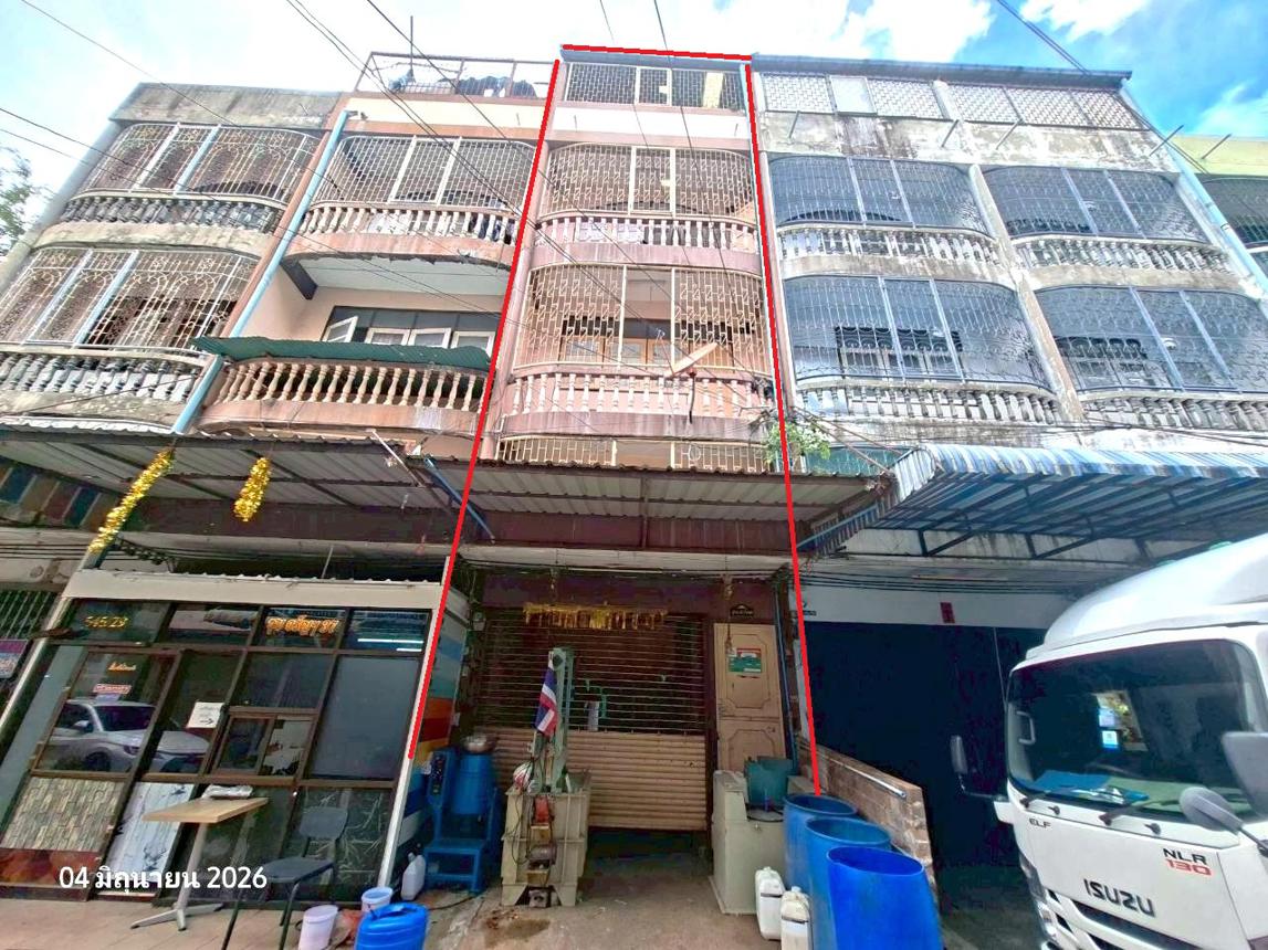 Shop House in Bang Khen, Bangkok