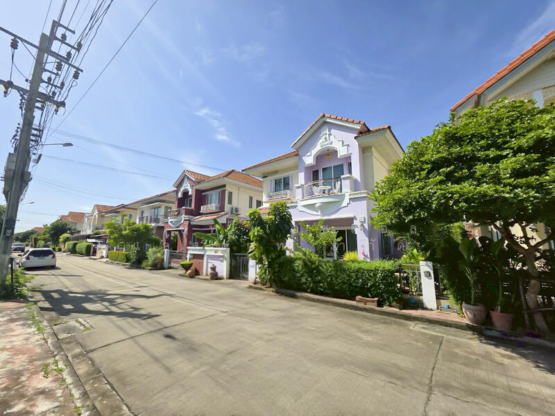 Perfect Park Rama 5 – Bangyai, Nonthaburi