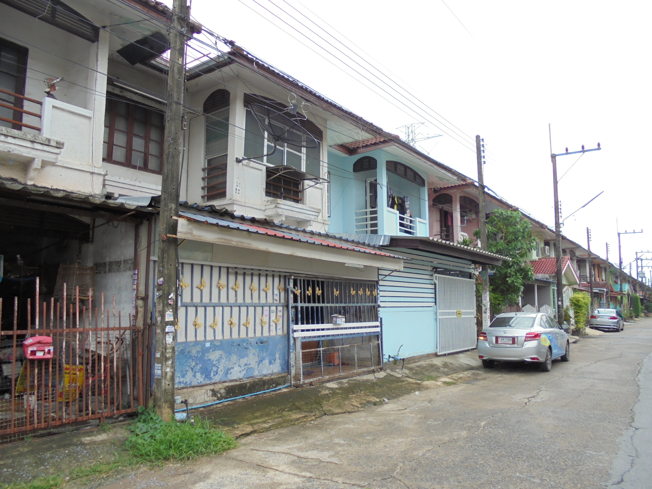 ทาวน์เฮ้าส์ 2 ชั้น โครงการบ้านพรธิสาร 5 ธัญบุรี