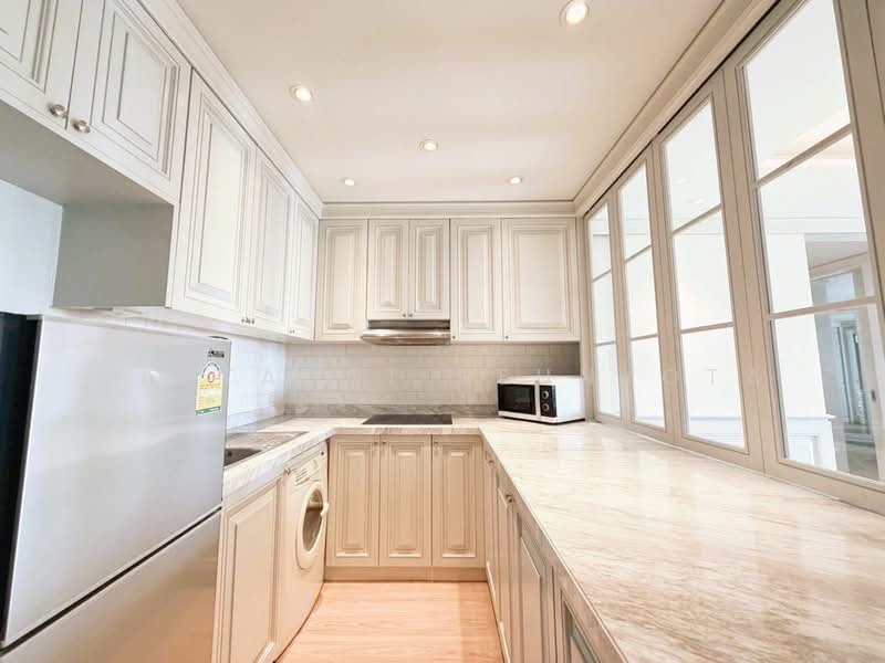 Sathorn Gardens, Bangkok